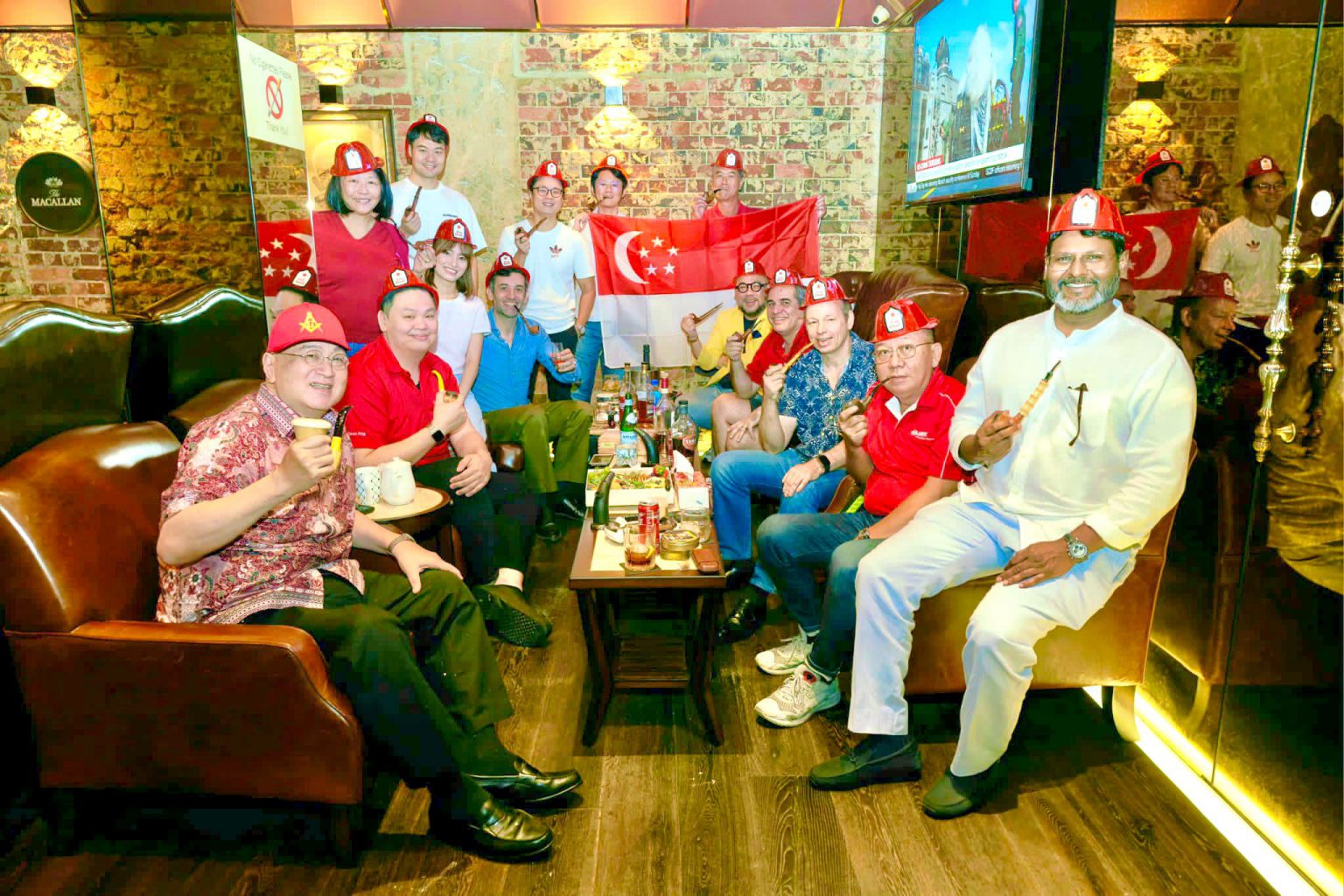 Singapore Pipe & Cigar Smokers celebrates IPSD Committee